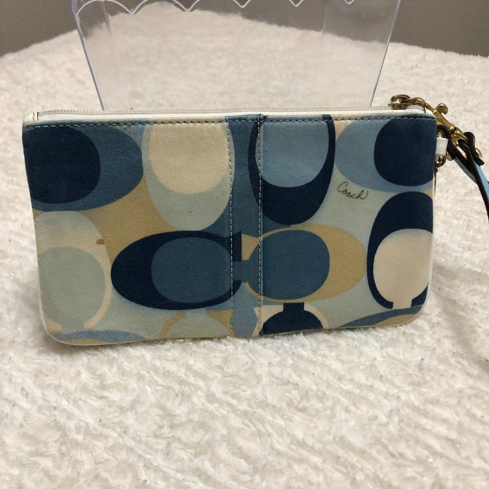 COACH, Blue, Multi Wristlet, L0785-41223 (Retail $98)